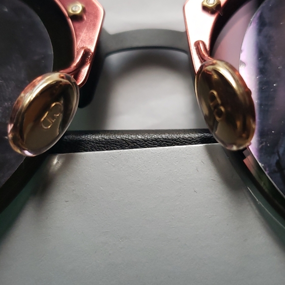 Dior Sunglasses - Picture 4 of 8